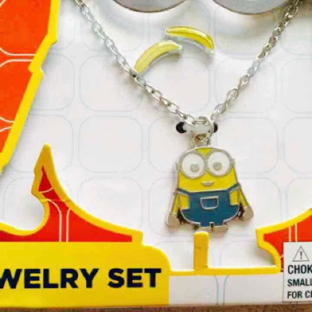 Minions Necklace & Earrings Set